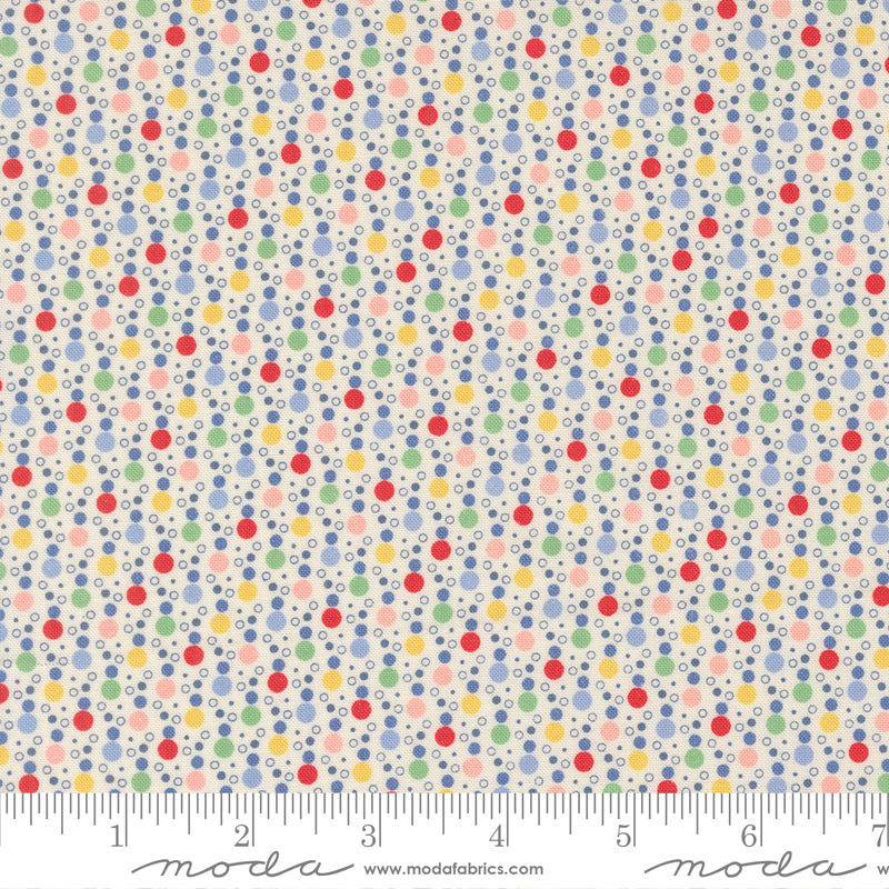 30's Playtime 2025 Quilt Fabric - Bubbly Dots in Primary Multi - 23376 11