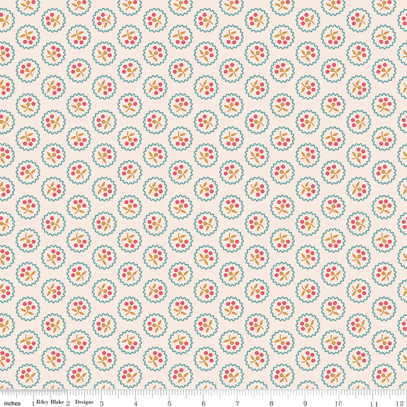 Americana Quilt Fabric by Lori Holt - Betsy in Cider Cream - C16082-CIDER