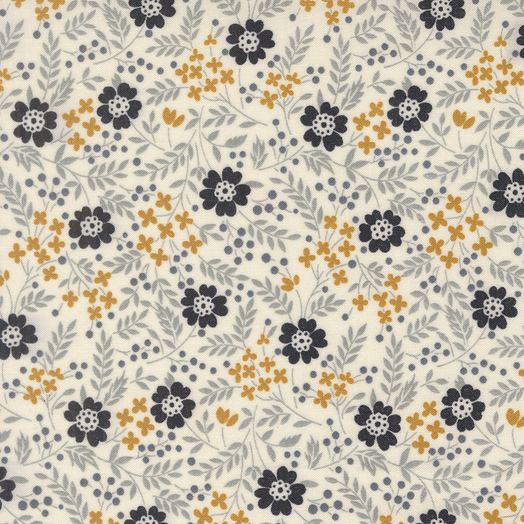 Arabesque Quilt Fabric - Meadow in Angel Multi - 33834 11