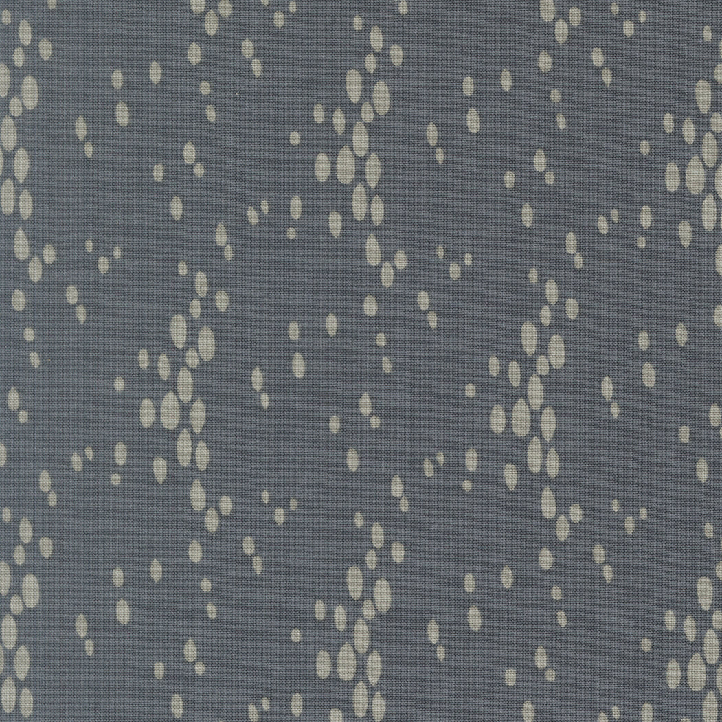 Arabesque Quilt Fabric - Vista in Dusk Blue - 33837 16