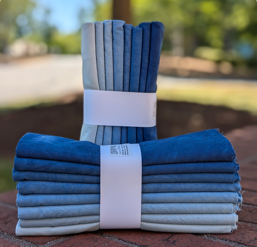 Cherrywood Hand Dyed Fabrics - Farmland 8 Step Fat Quarter Bundle (Blue to Green) - 8 pieces