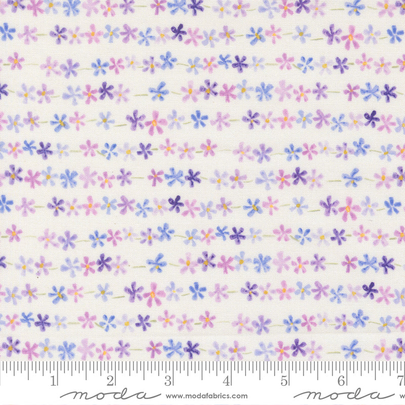 Delphinium Quilt Fabric - Daisy Chain in Snowdrop White/Multi - 24655 11