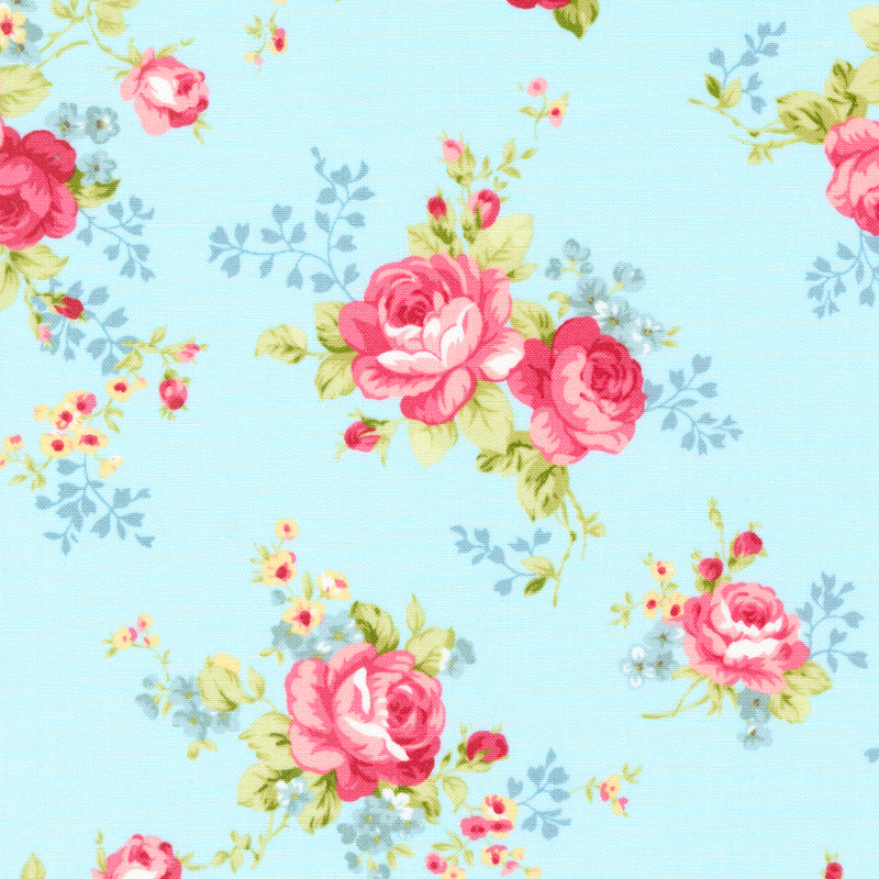 Ellie Quilt Fabric - Main Floral Cottage Roses in Blue - 18760 12