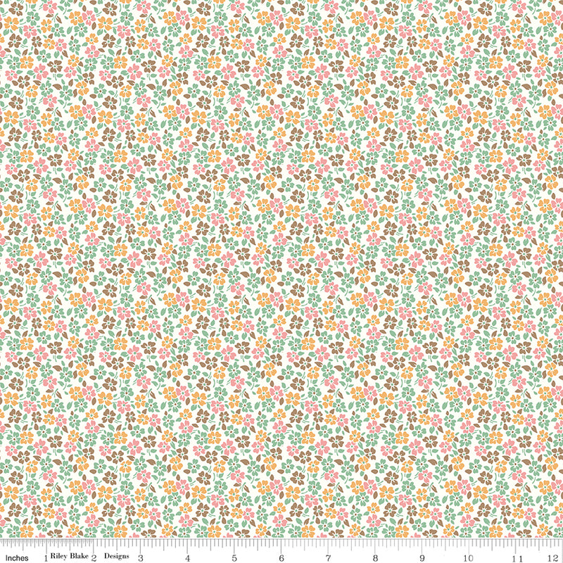 Home Town Quilt Fabric by Lori Holt - Forman in Leaf Green/White - C13589-LEAF