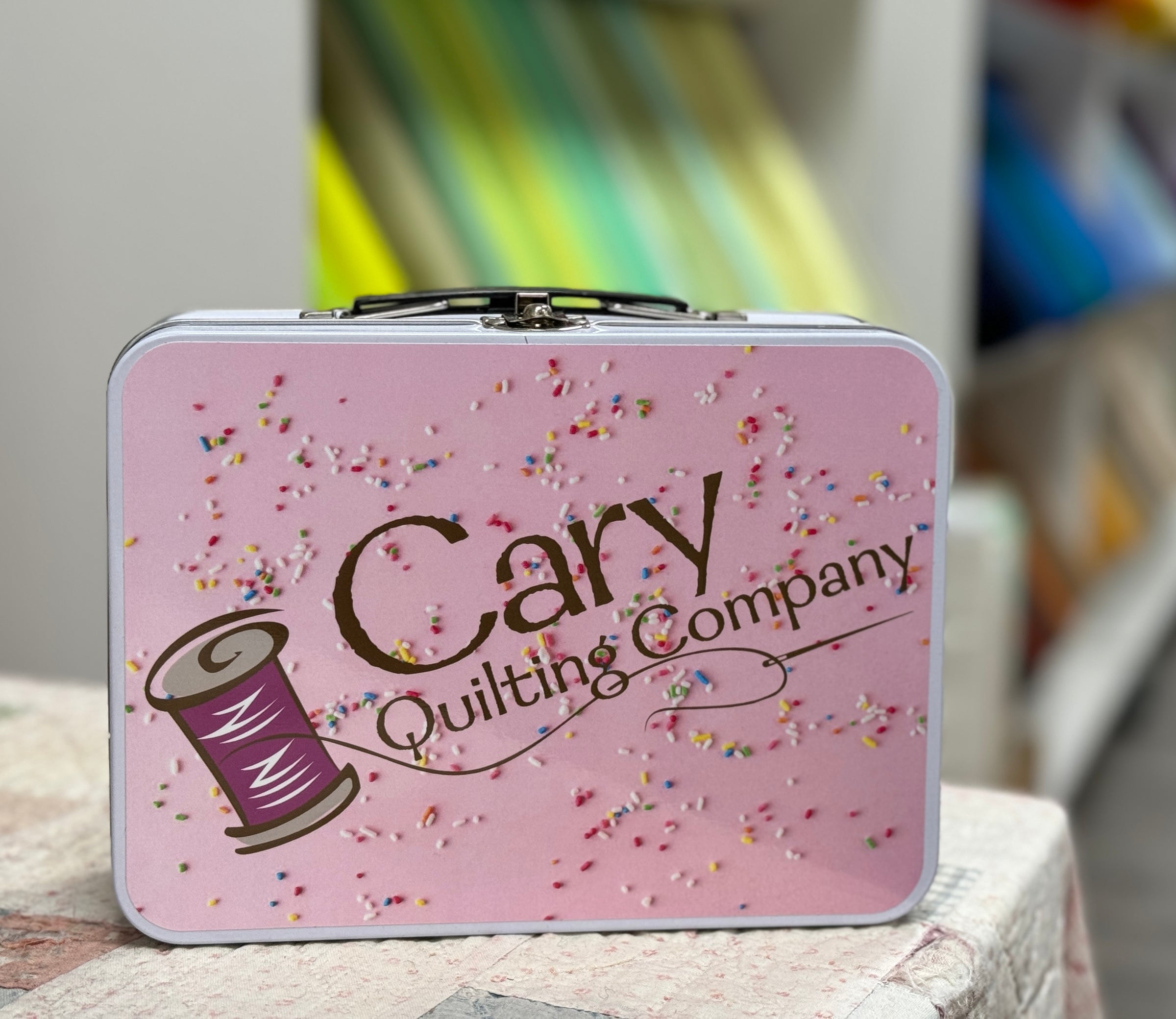 Cary Quilting Retro Lunch Box