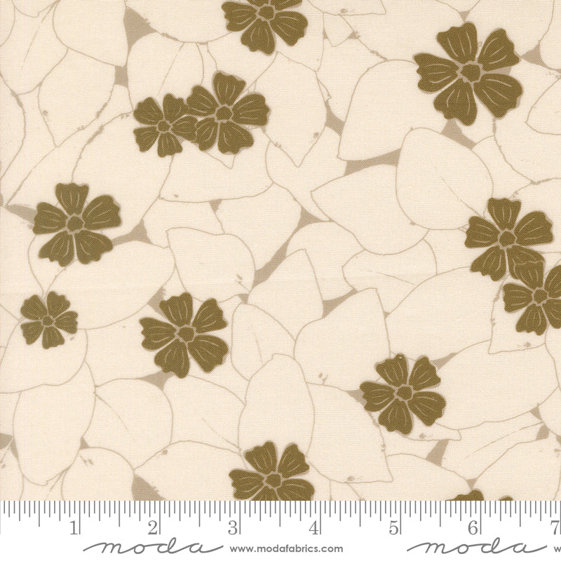 Imprint Quilt Fabric - Vines in Ivory - 25180 11