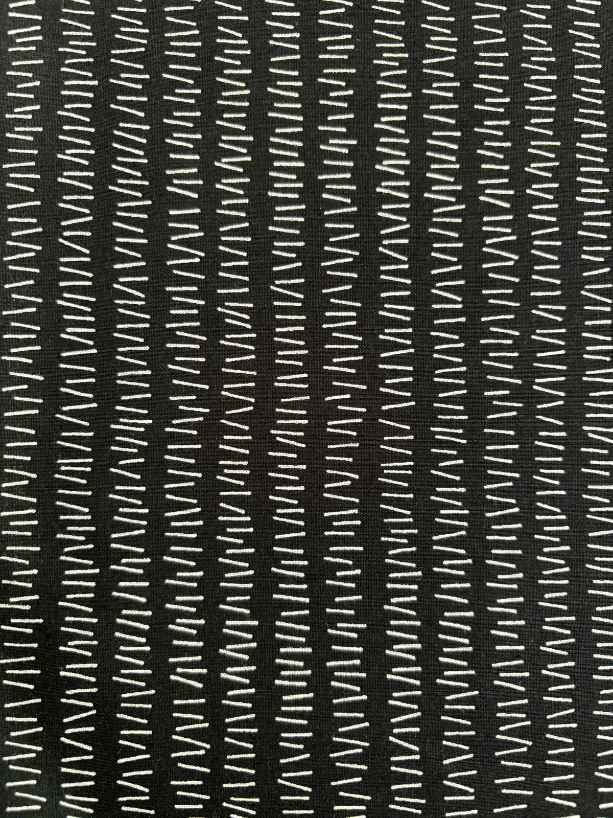 Japanese Imported Quilt Fabric - Handworks MaNo Crie Hash Marks in Black - MC10616-B