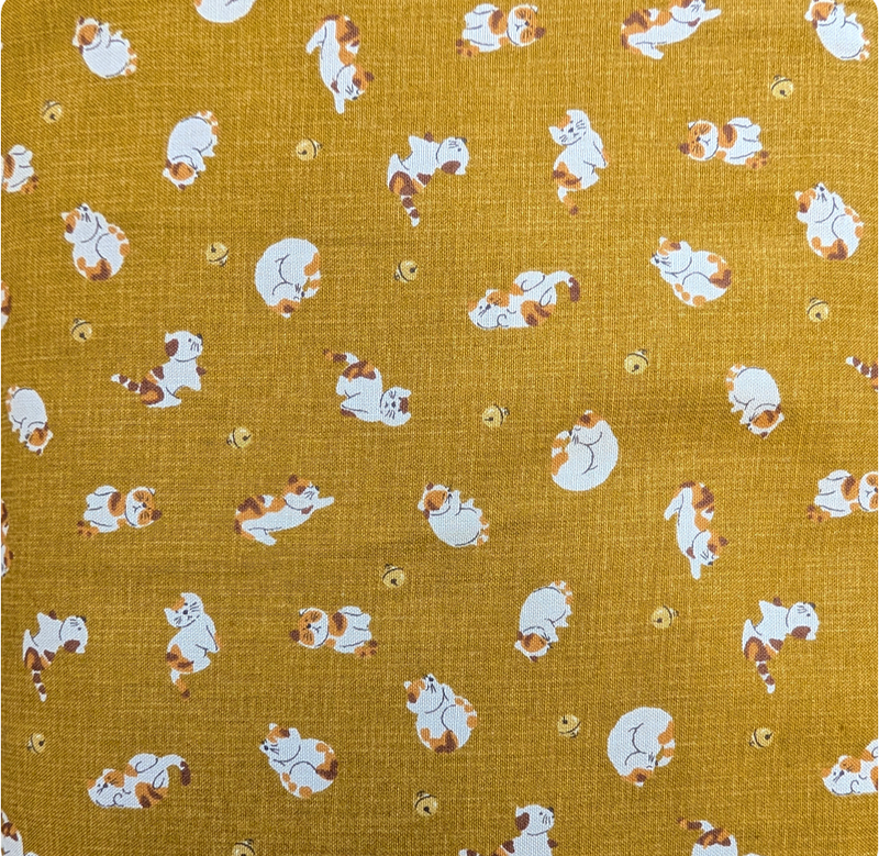 Japanese Imported Quilt Fabric - Sevenberry Cats in Gold - 88234 D4-3