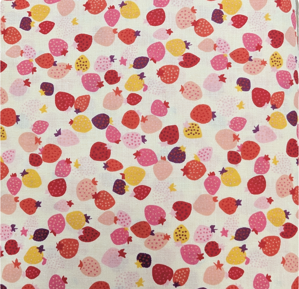 Japanese Imported Quilt Fabric - Sevenberry Strawberries in Cream - 850445 D1-1