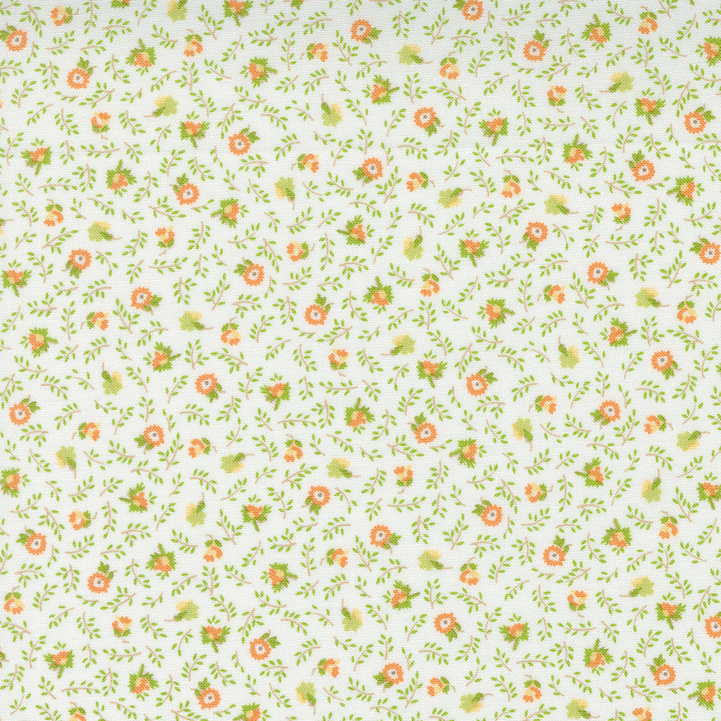Linen Cupboard Quilt Fabric - Meadow Blossoms in Chantilly White/Leaf Green - 20482 21