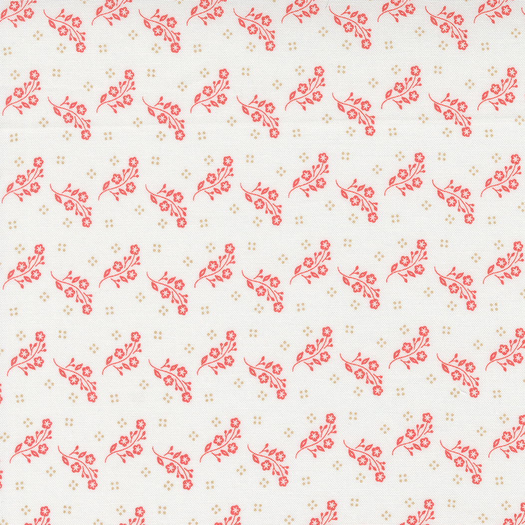 Linen Cupboard Quilt Fabric - Tossed Blooms in Chantilly White/Strawberry Red - 20484 11