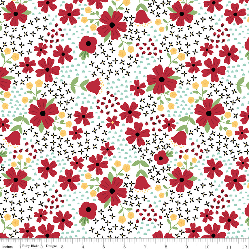 Little Ladybug Quilt Fabric - Main Floral in White - C18030-WHITE