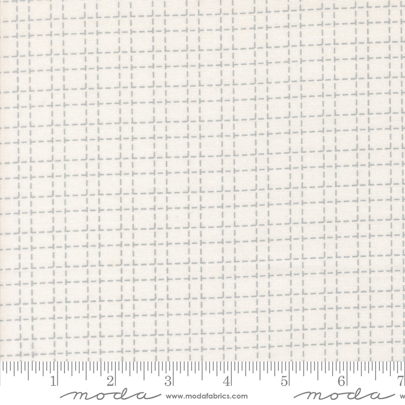 Maker's Delight Quilt Fabric - Crosshatch in White/Platinum - 28106 11