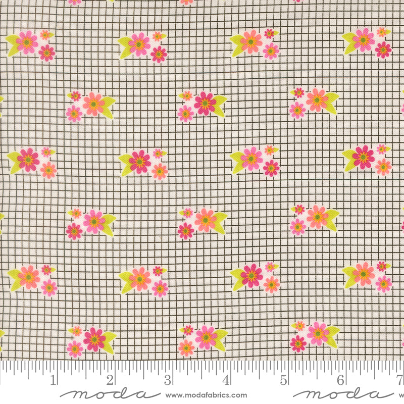 Maker's Delight Quilt Fabric - Tiny Florals in White - 28102 11