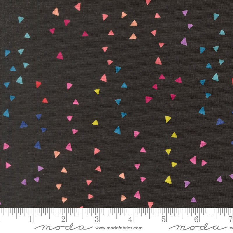 Maker's Delight Quilt Fabric - Trimmings in Super Black - 28105 23