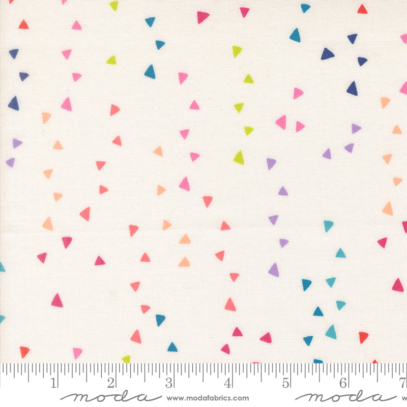 Maker's Delight Quilt Fabric - Trimmings in White Multi - 28105 11