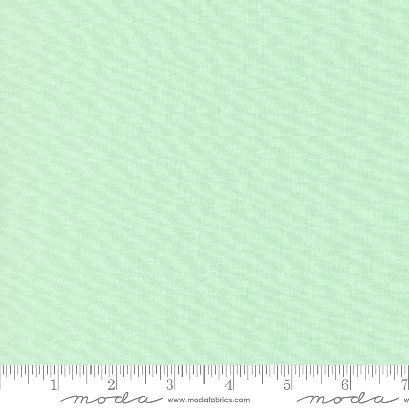 Moda Bella Solids in Cool Mint - Elizabeth Hartman's Favorites - 9900 470