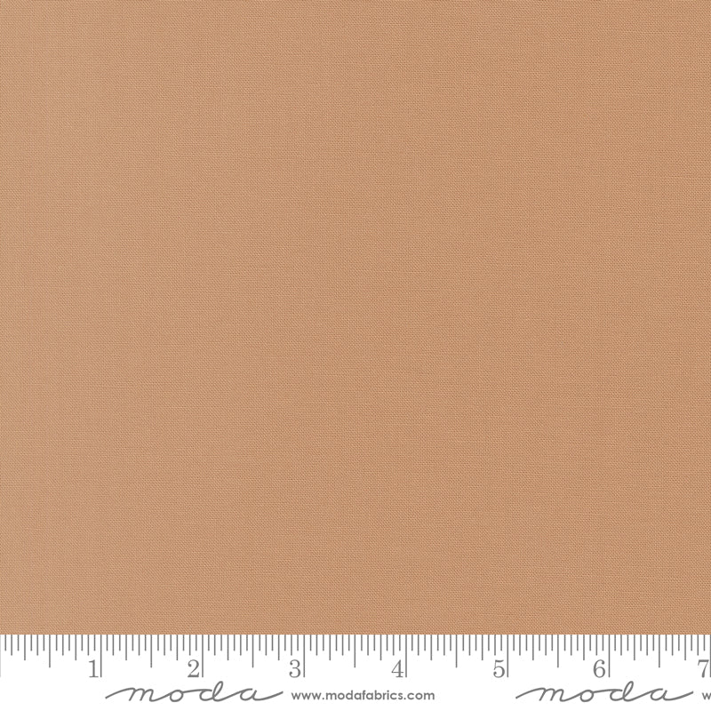 Moda Bella Solids in Fawn - Elizabeth Hartman's Favorites - 9900 477