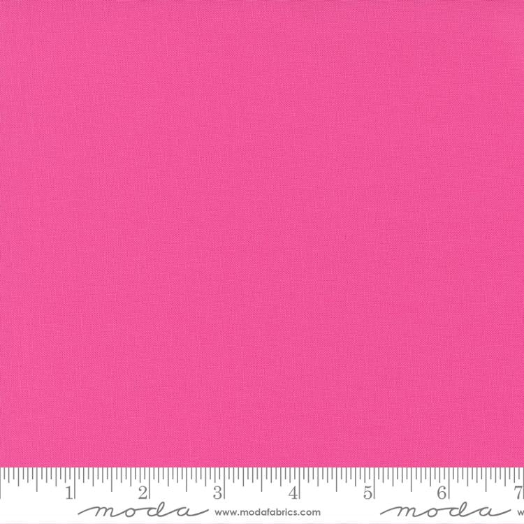 Moda Bella Solids in Fuchsia - 9900 190