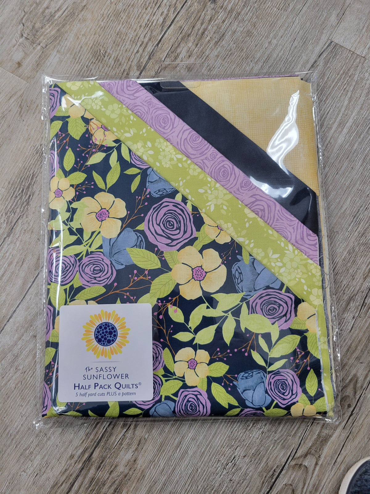 Moonlight Garden - The Sassy Sunflower Half Pack Quilts™ Kit