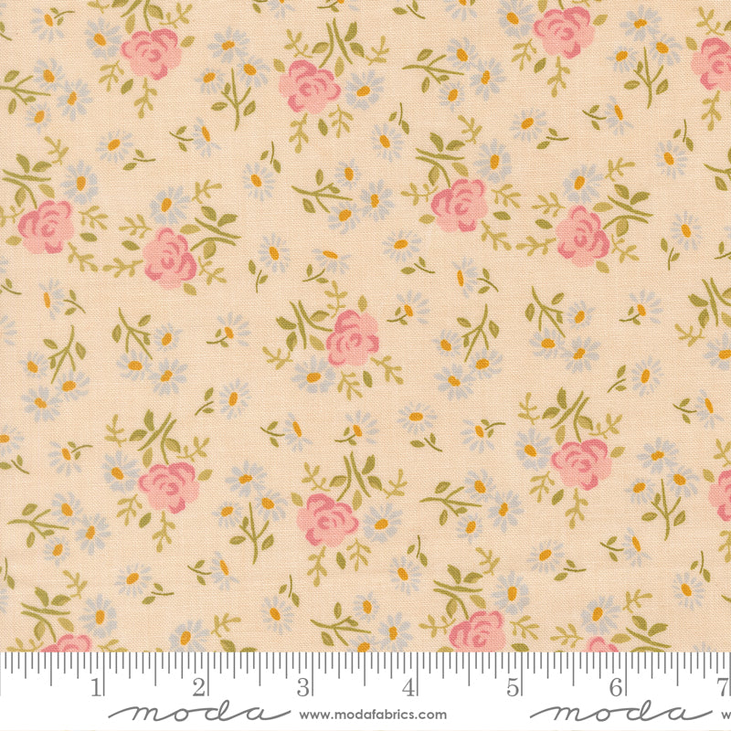 My Secret Garden Quilt Fabric - Rose Garden in Cloud Cream/Multi - 20985 11