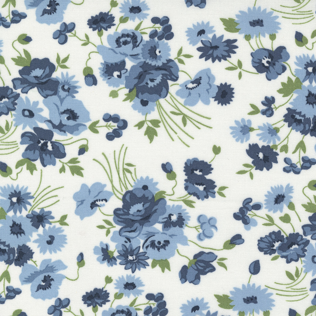 Nantucket Summer Quilt Fabric - Somerset Florals in Cream Multi - 55260 11