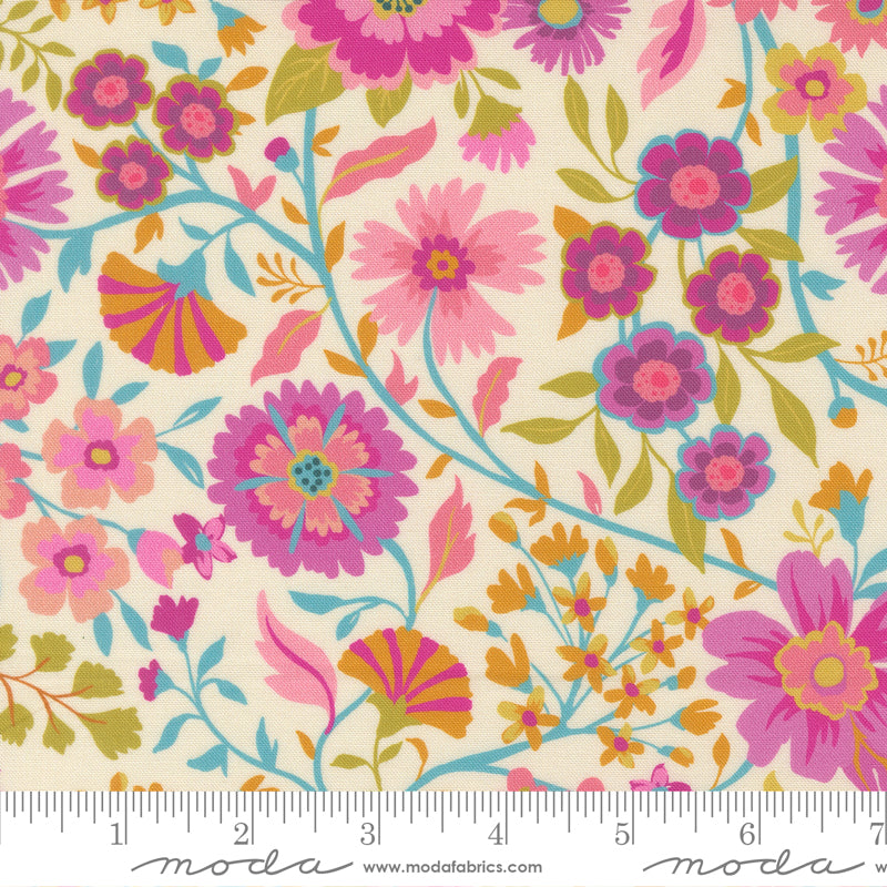 Parlor Quilt Fabric - Wild and Free Floral in Cream/Multi - 11961 11