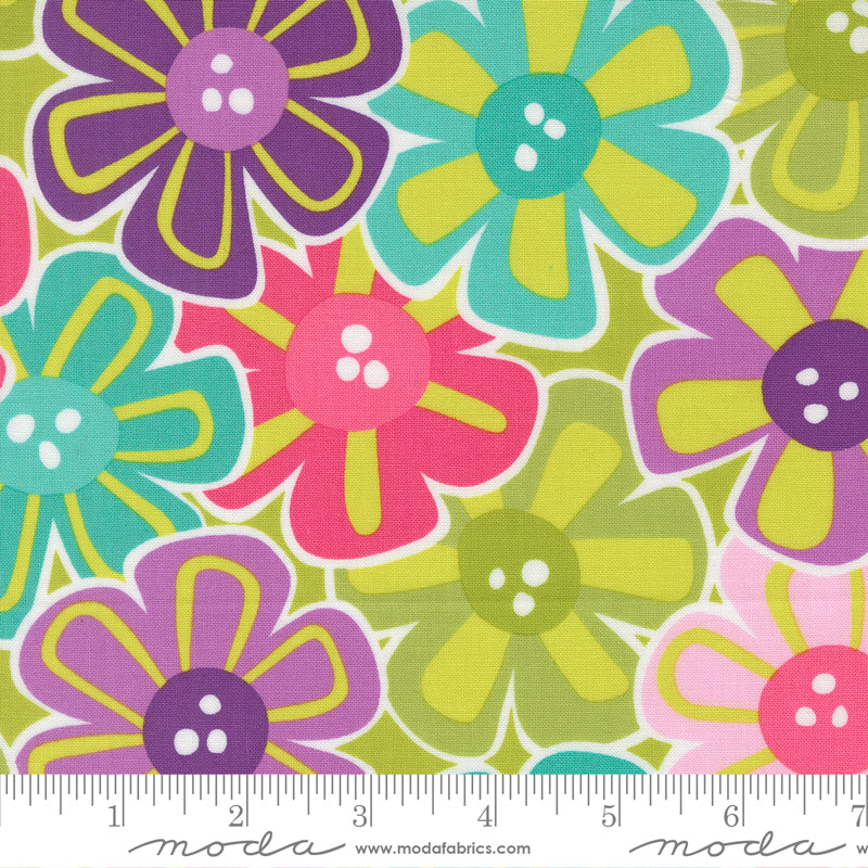 Pick Me Quilt Fabric - Petal Pickin' in Lime Green - 22490 17