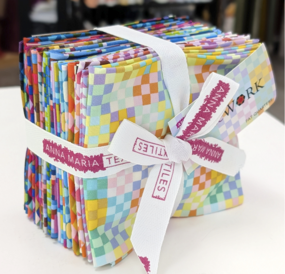 Piecework Quilt Fabric by Anna Maria Parry - 18 piece Fat Quarter Bundle - FQPIECE18-10