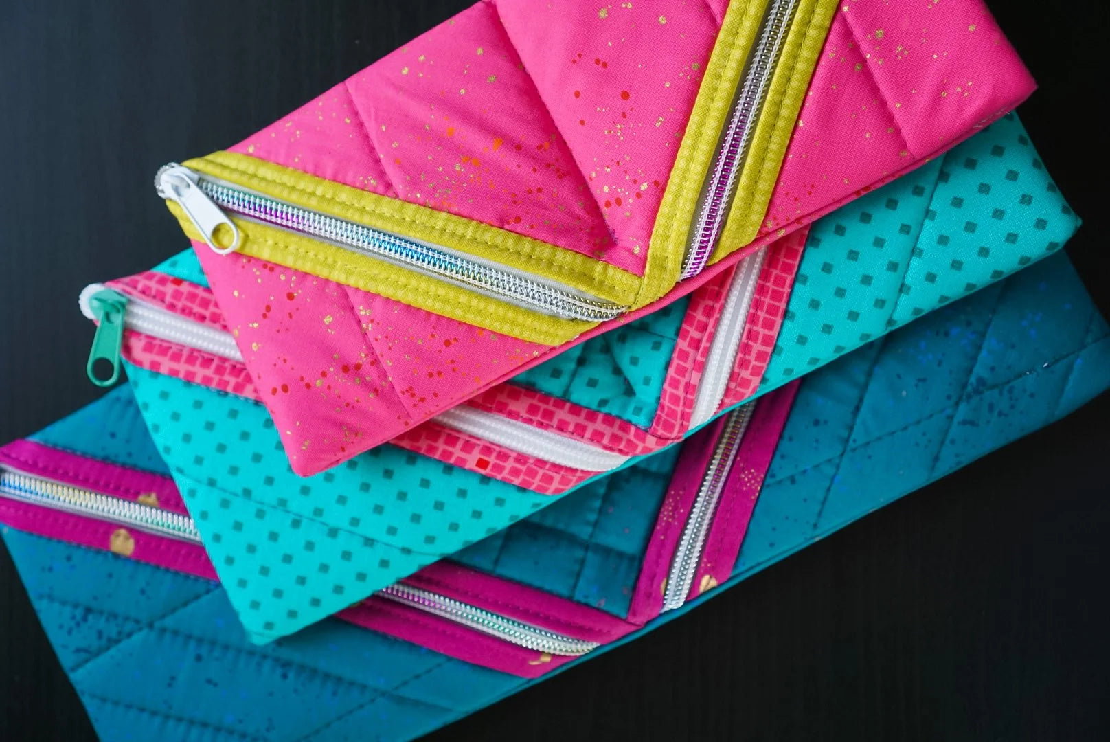Quick Flip Pouch Pattern from Evann Creates - ECQFP