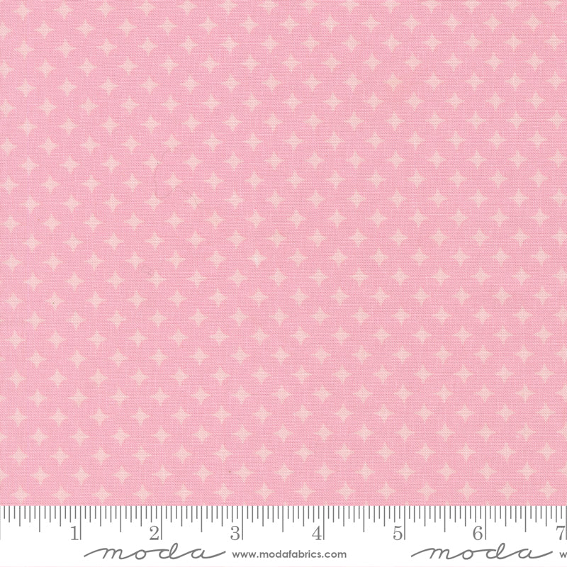 Scenery Quilt Fabric - Diamonds in Blush Pink - 51275 20