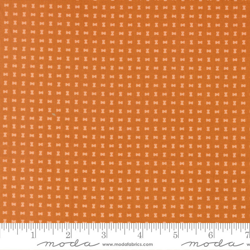 Scenery Quilt Fabric - Spools in Pumpkin Orange - 51277 22