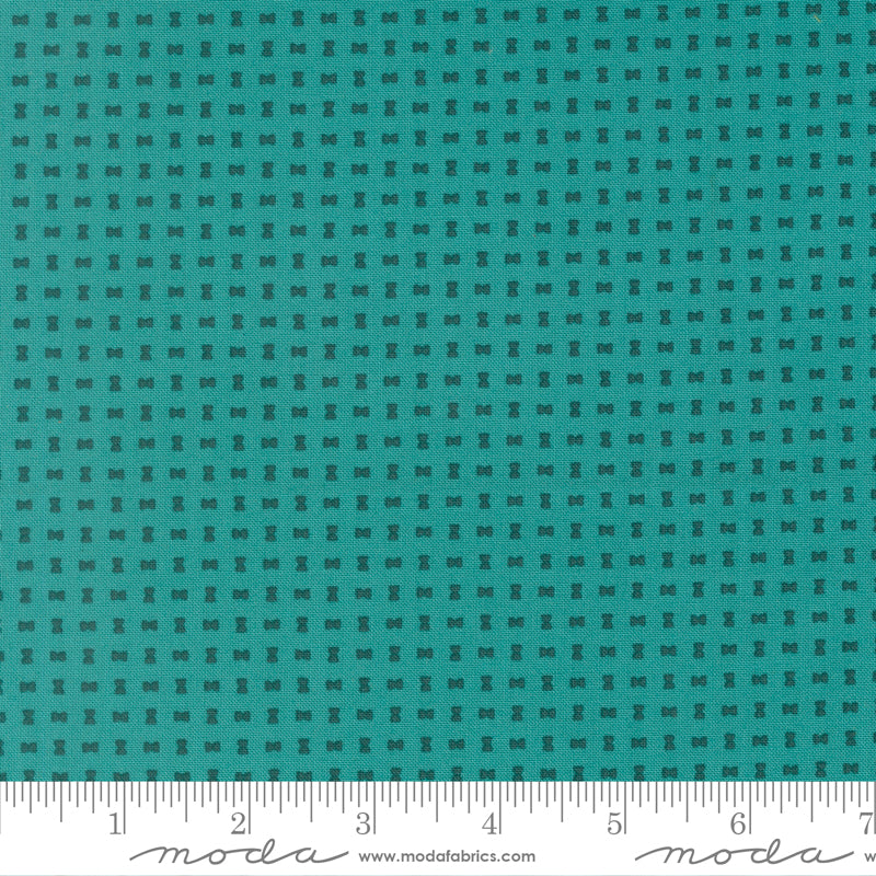 Scenery Quilt Fabric - Spools in Turquoise - 51277 16