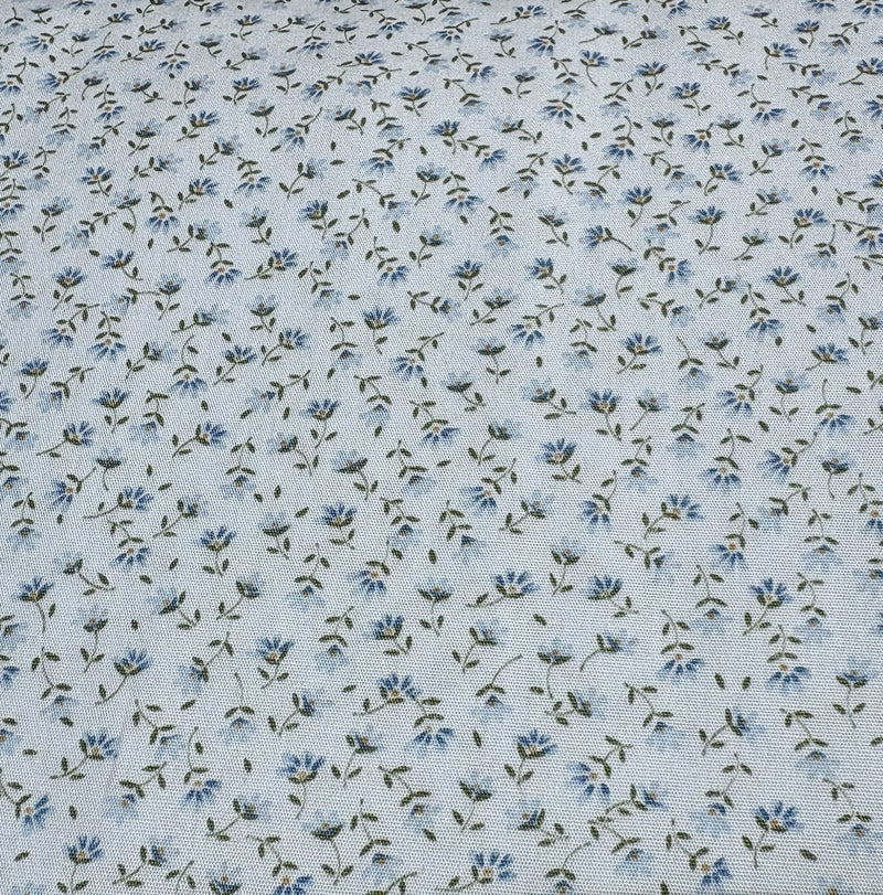 Sevenberry Petite Fleurs Quilt Fabric - Floral in Blue - 6100 D3-22