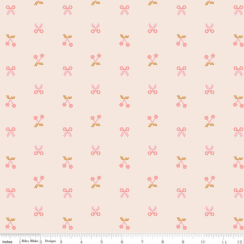 Sunsetridge Quilt Fabric - Scissors in Blush Pink - C15733-BLUSH