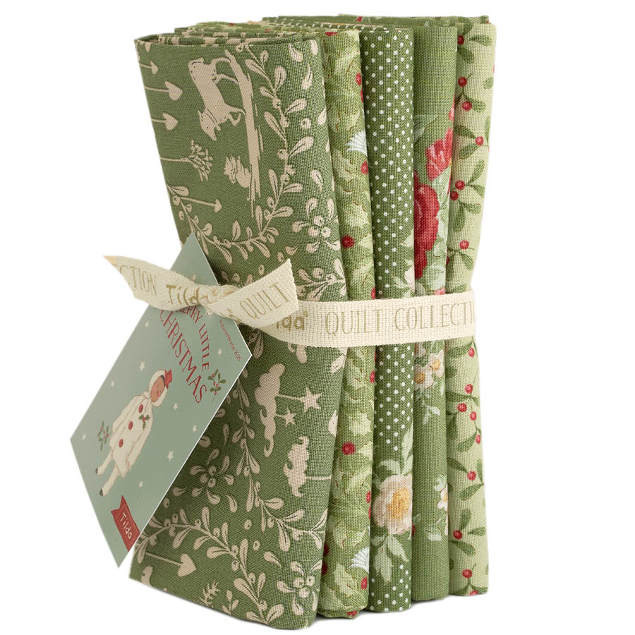 Tilda Merry Little Christmas Quilt Fabric - 5 piece Fat Quarter Bundle in Green - TIL300244