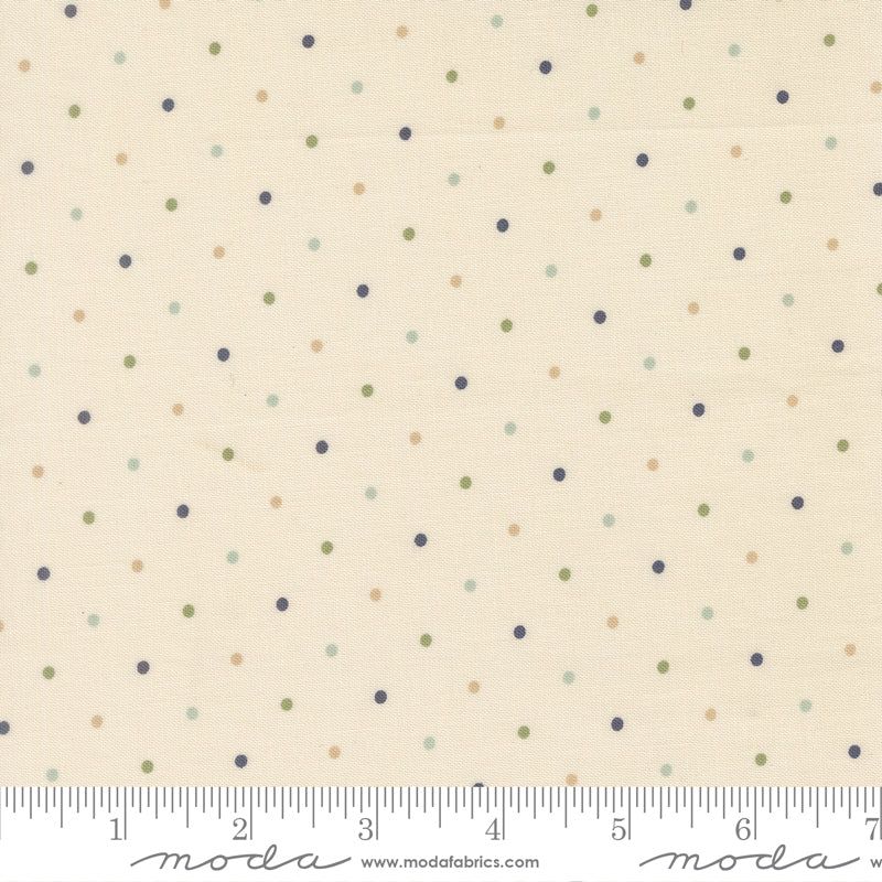 True Love Quilt Fabric - Magic Dot in Cream/Daydream - 5230 61