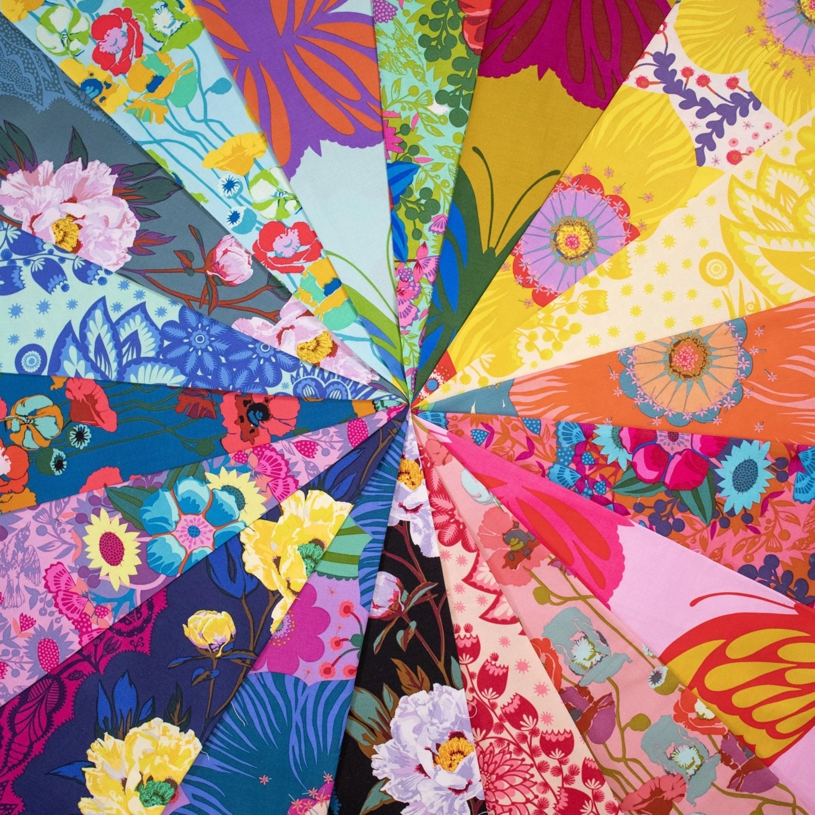Overdressed Quilt Fabric by Anna Maria Parry - 18 piece Fat Quarter Bundle - FQOVERD18-10