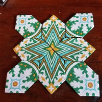 English Paper Piecing-Patchwork of the Crosses with Marnet