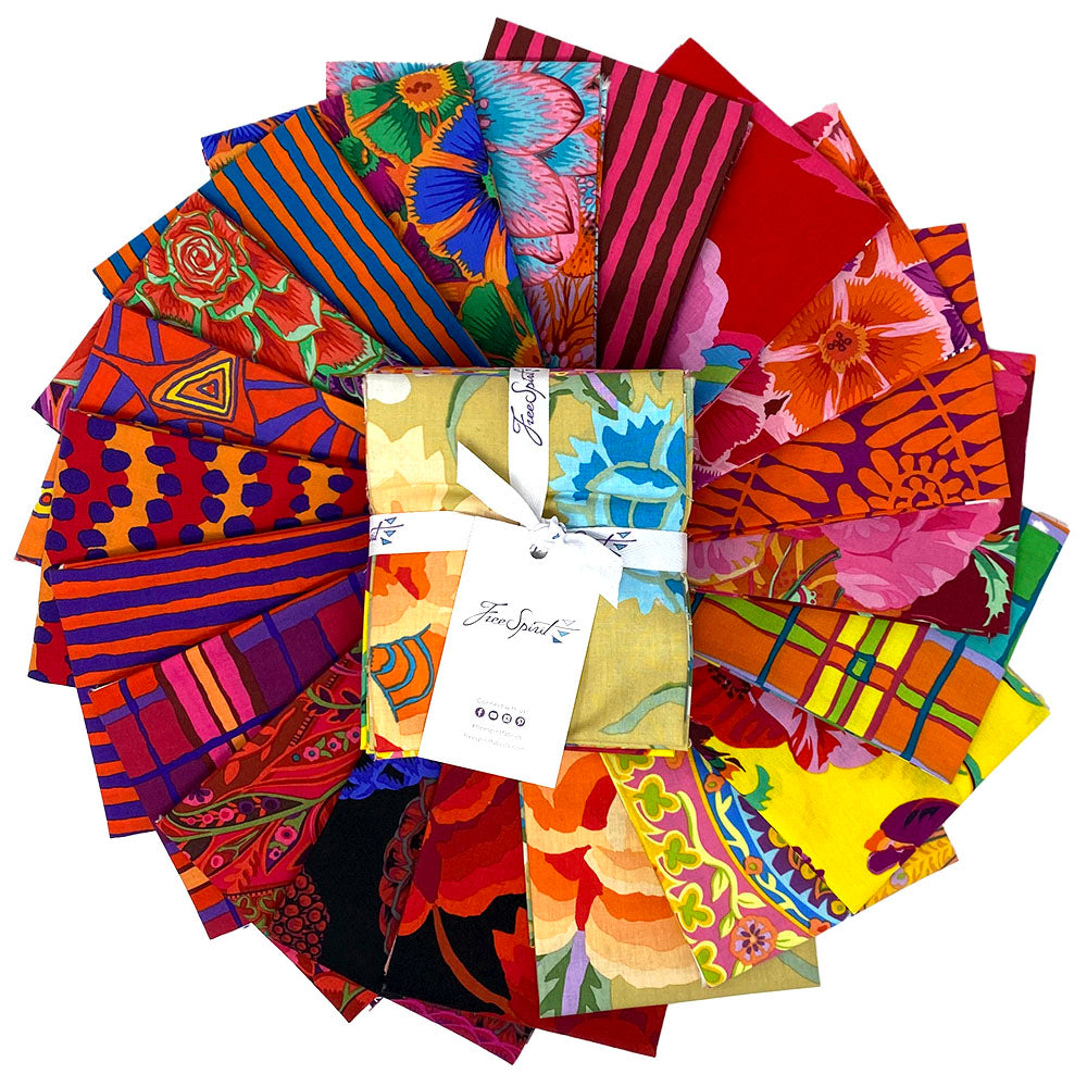 Kaffe Fassett Collective August 2022 Quilt Fabric - 20 piece Fat Quarter Bundle in Warm - FB4FQGP.A2022WARM