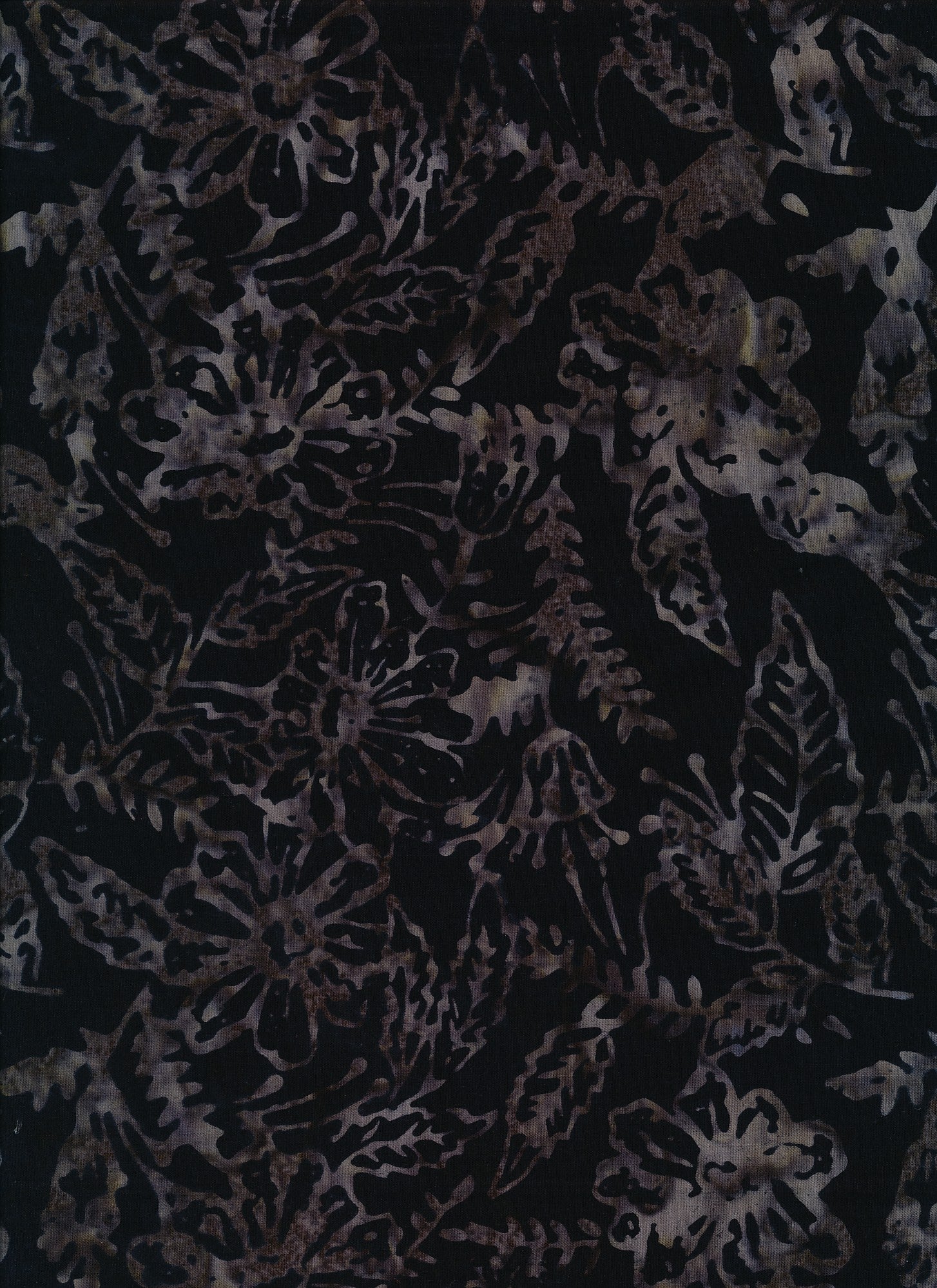 Majestic Batiks Quilt Fabric - Firebrick Daisy Floral in Black - Firebrick 191